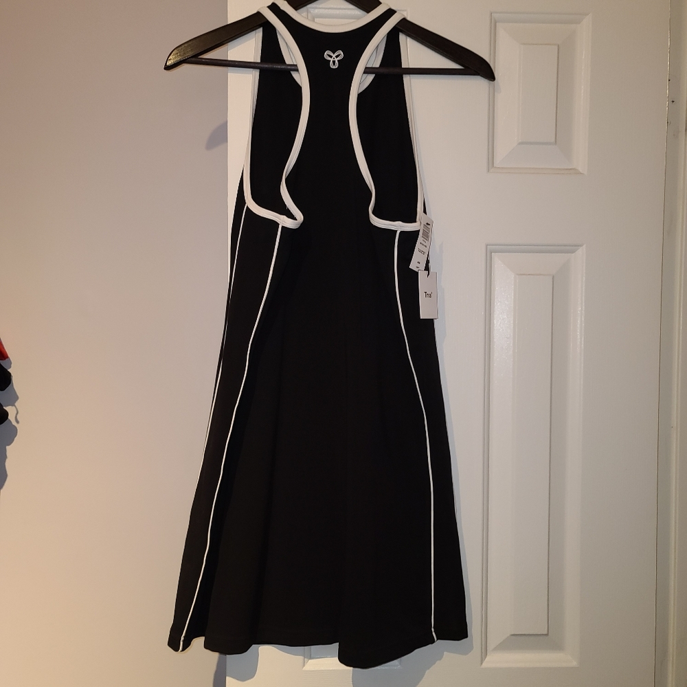 Aritzia TNA Bedford Dress Size M Black & White - Picture 3 of 10